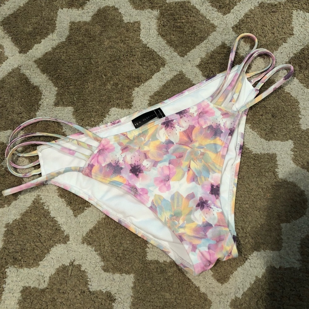 Bikini bottoms